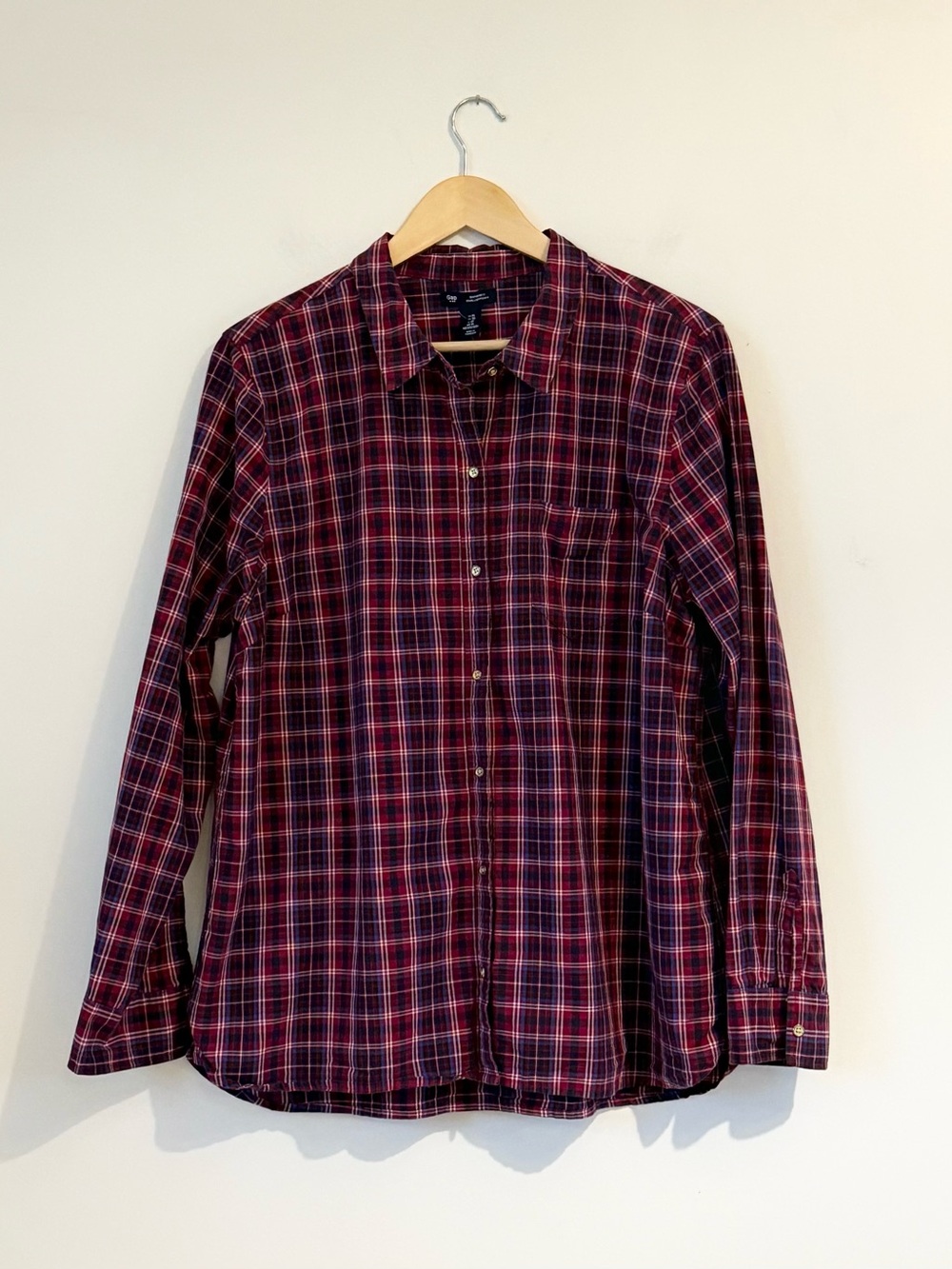 GAP Red & Blue Graph Plaid Button Down Boyfriend Shirt - Fall 2017 Size XL Women